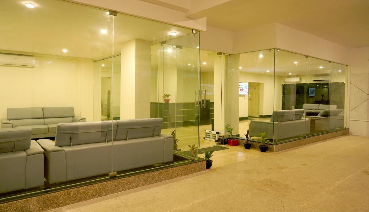 Hotel D Dev Vijayawada Exterior photo